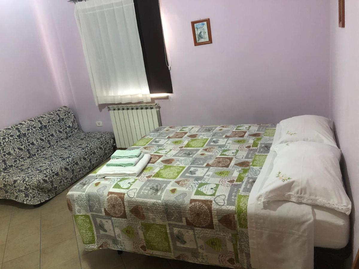 B&B Il Medioevo Pesche Экстерьер фото
